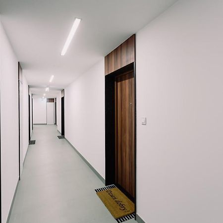 Chill Apartments Airport Ursynow Варшава Екстериор снимка