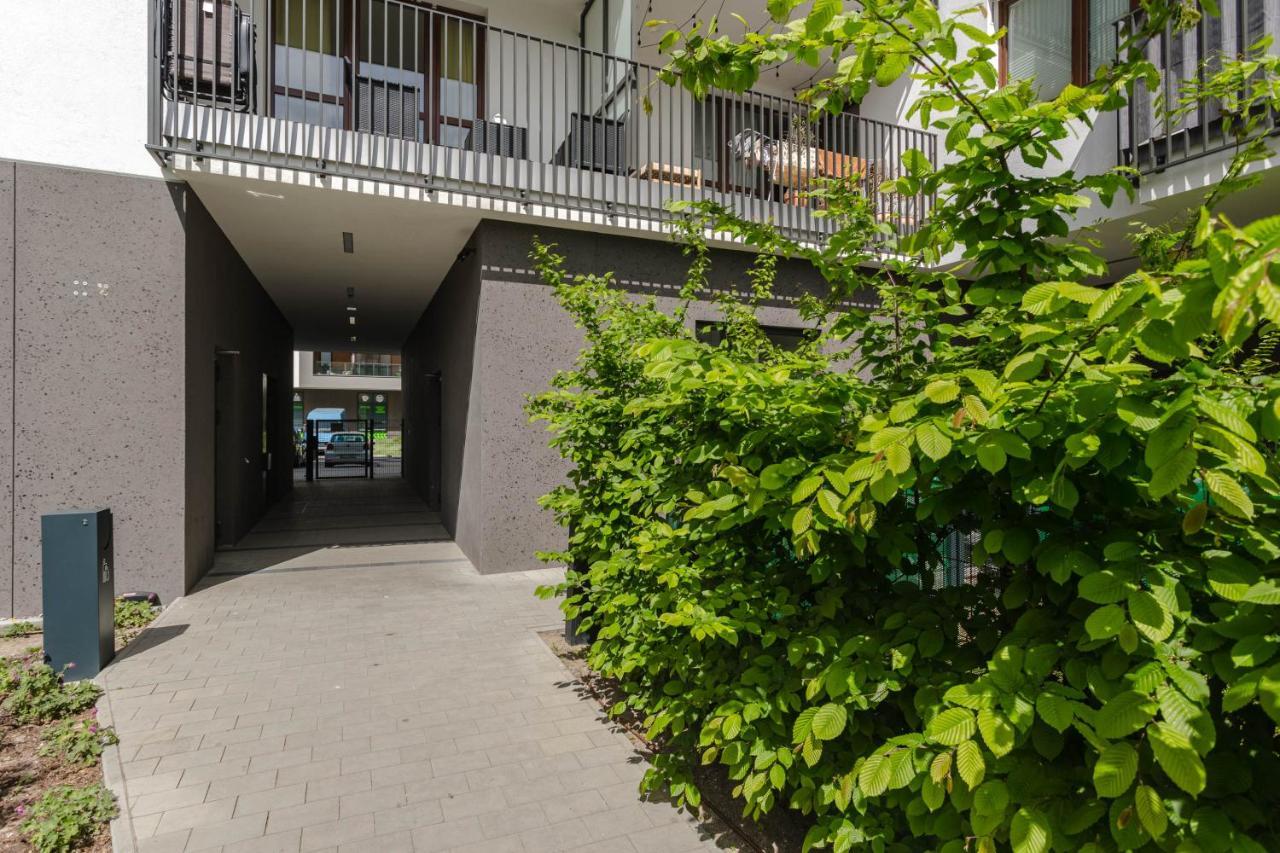 Chill Apartments Airport Ursynow Варшава Екстериор снимка