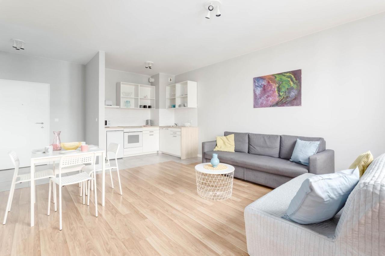 Chill Apartments Airport Ursynow Варшава Екстериор снимка