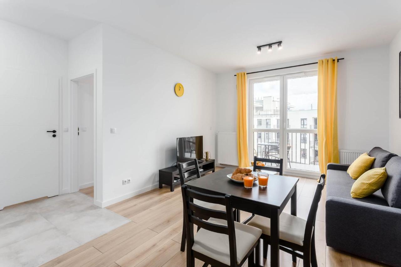 Chill Apartments Airport Ursynow Варшава Екстериор снимка