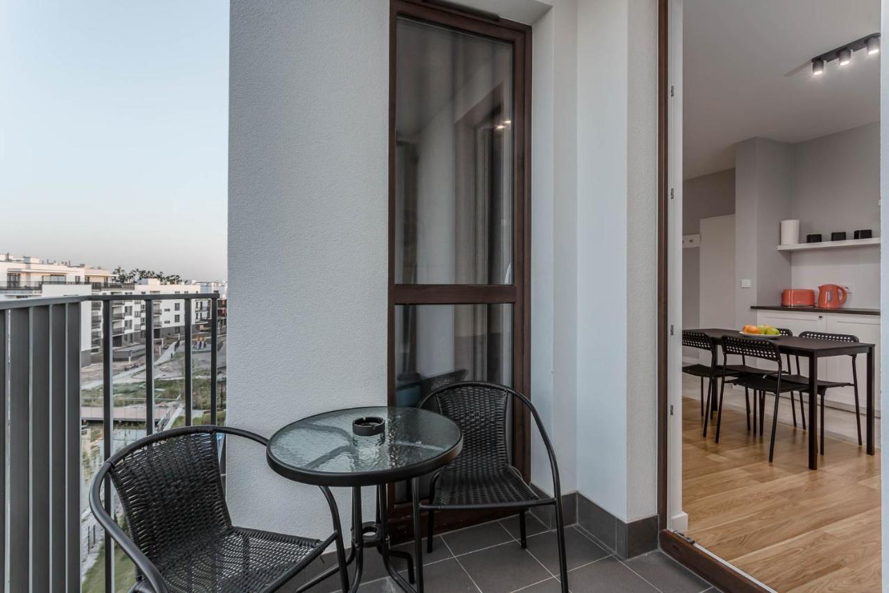 Chill Apartments Airport Ursynow Варшава Екстериор снимка